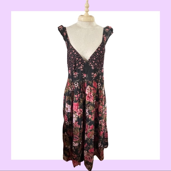 Free People Dresses & Skirts - Free People in Full Bloom Maxi Dress